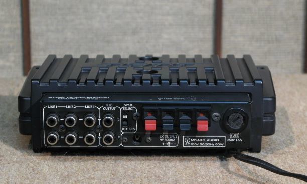 アンプ bose 1706 Aランク】ボーズ BOSE 1706 パワーアンプ 【元箱】@53397 / 中古