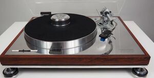 럭스만(Luxman) PD131 턴테이블