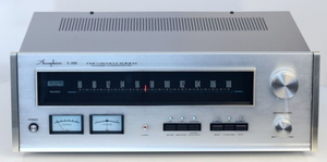 아큐페이즈(Accuphase) T-101 튜너
