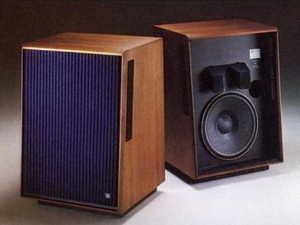 JBL(제이비엘) L200