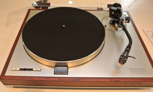 럭스만(Luxman) PD121 턴테이블