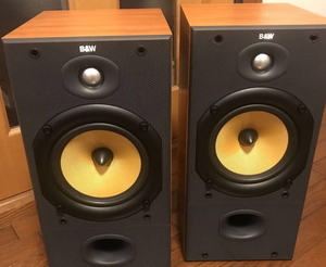 B&W(비엔더블유) DM 602 S2 북쉘프 스피커