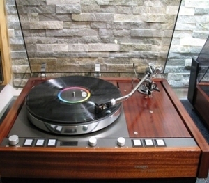 토렌스(Thorens) TD127 SME Turntable