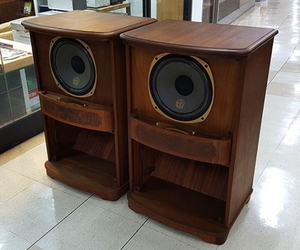 탄노이(Tannoy) RHR 대형 스피커