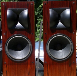 JBL(제이비엘) L200T3