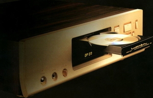 럭스만(Luxman) D-600s CDP