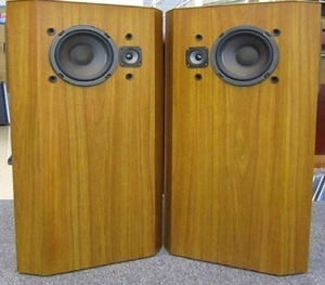 보스(Bose) 401