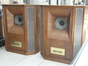 탄노이(Tannoy) 웨스트민스터 HW 