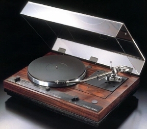 토렌스(Thorens) TD520 SME 3012R Turntable