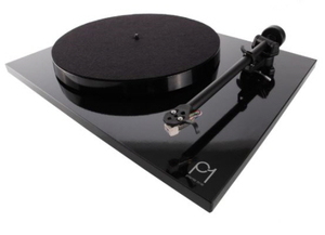 레가(Rega) 플래너(Planar) P1 Plus