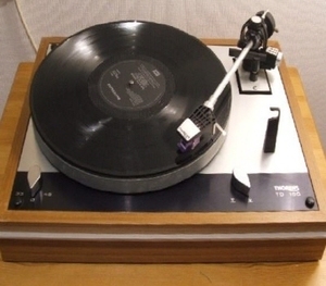 토렌스(Thorens) TD160 Turntable
