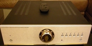 뮤지컬 피델리티(Musical Fidelity) A300 인티 앰프