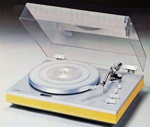 야마하(Yamaha) YP-600 턴테이블