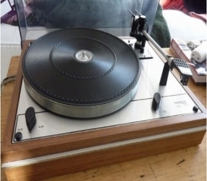 토렌스(Thorens) TD165 Turntable