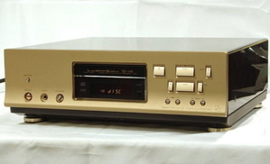 럭스만(Luxman) D-10 CDP