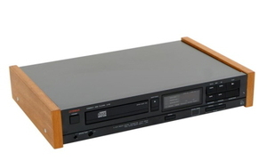 럭스만(Luxman) D-90 CDP